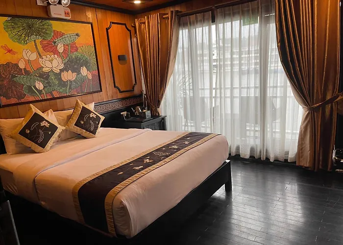 Halong Arcadia Cruise