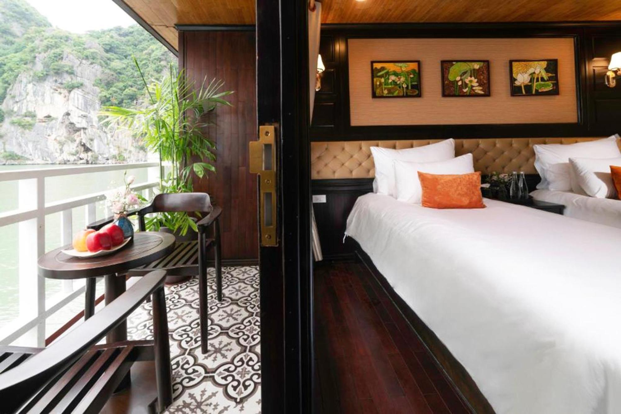 Halong Arcadia Cruise  Ha Long