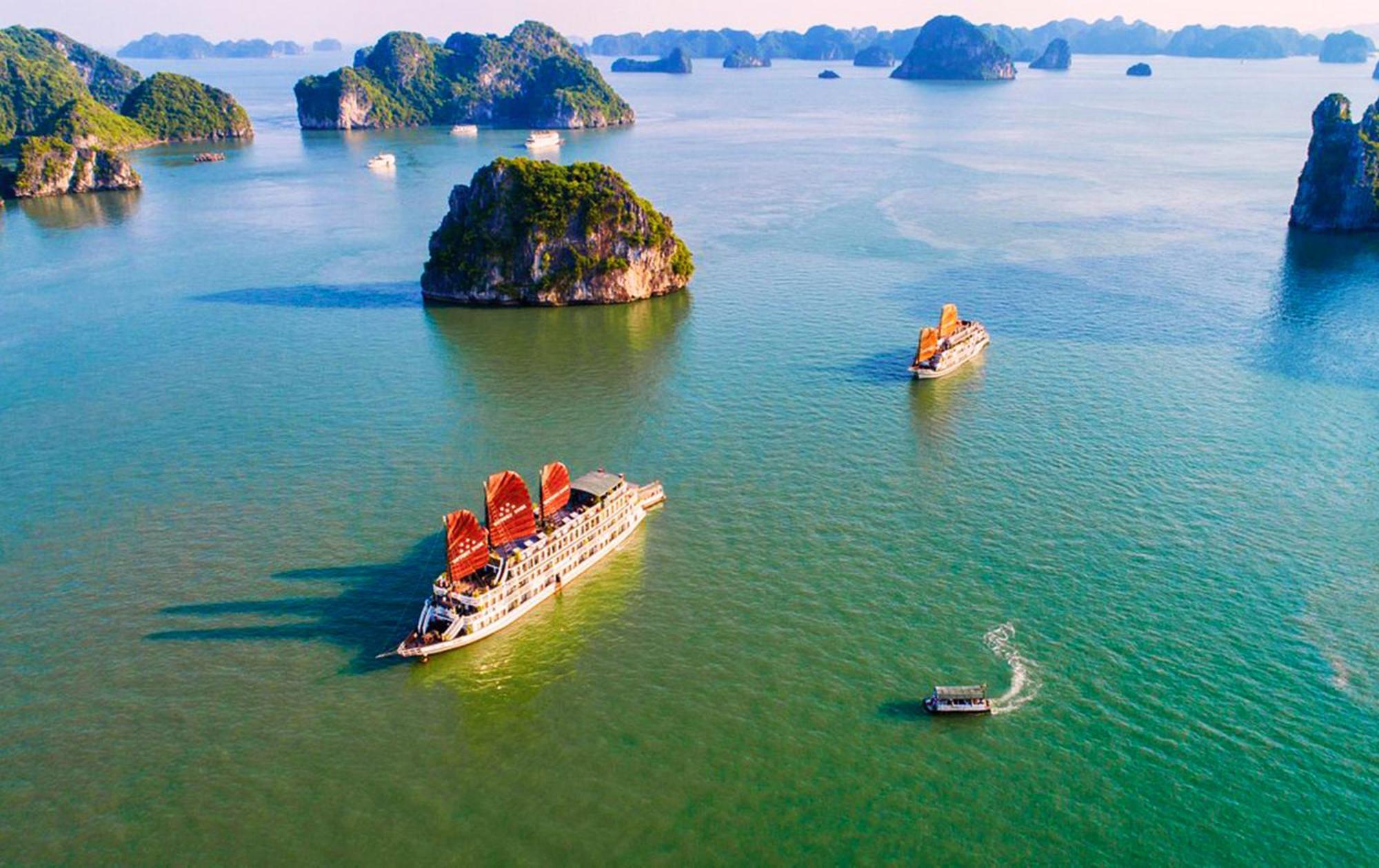  Halong Arcadia Cruise Ha Long