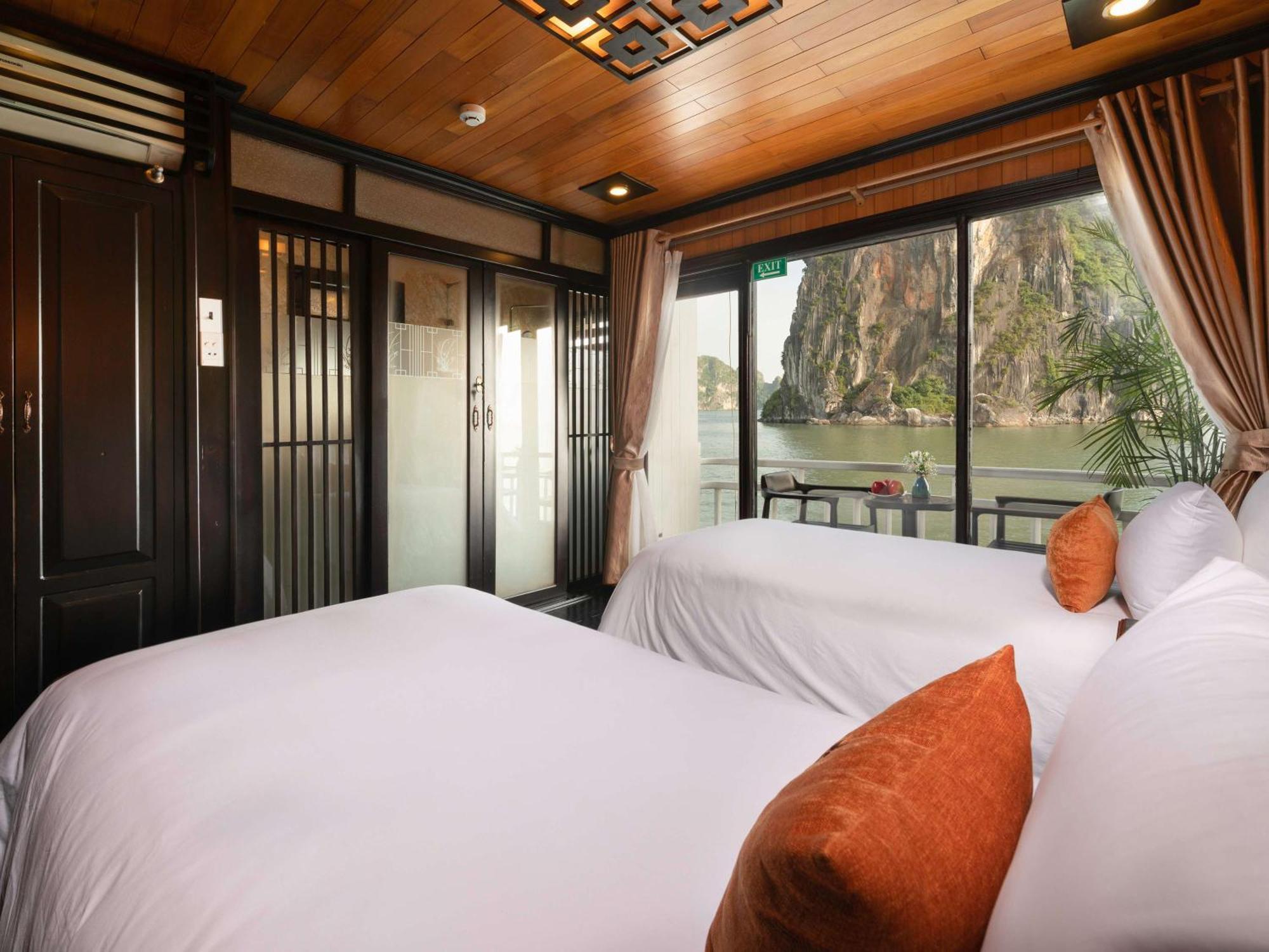 Halong Arcadia Cruise 