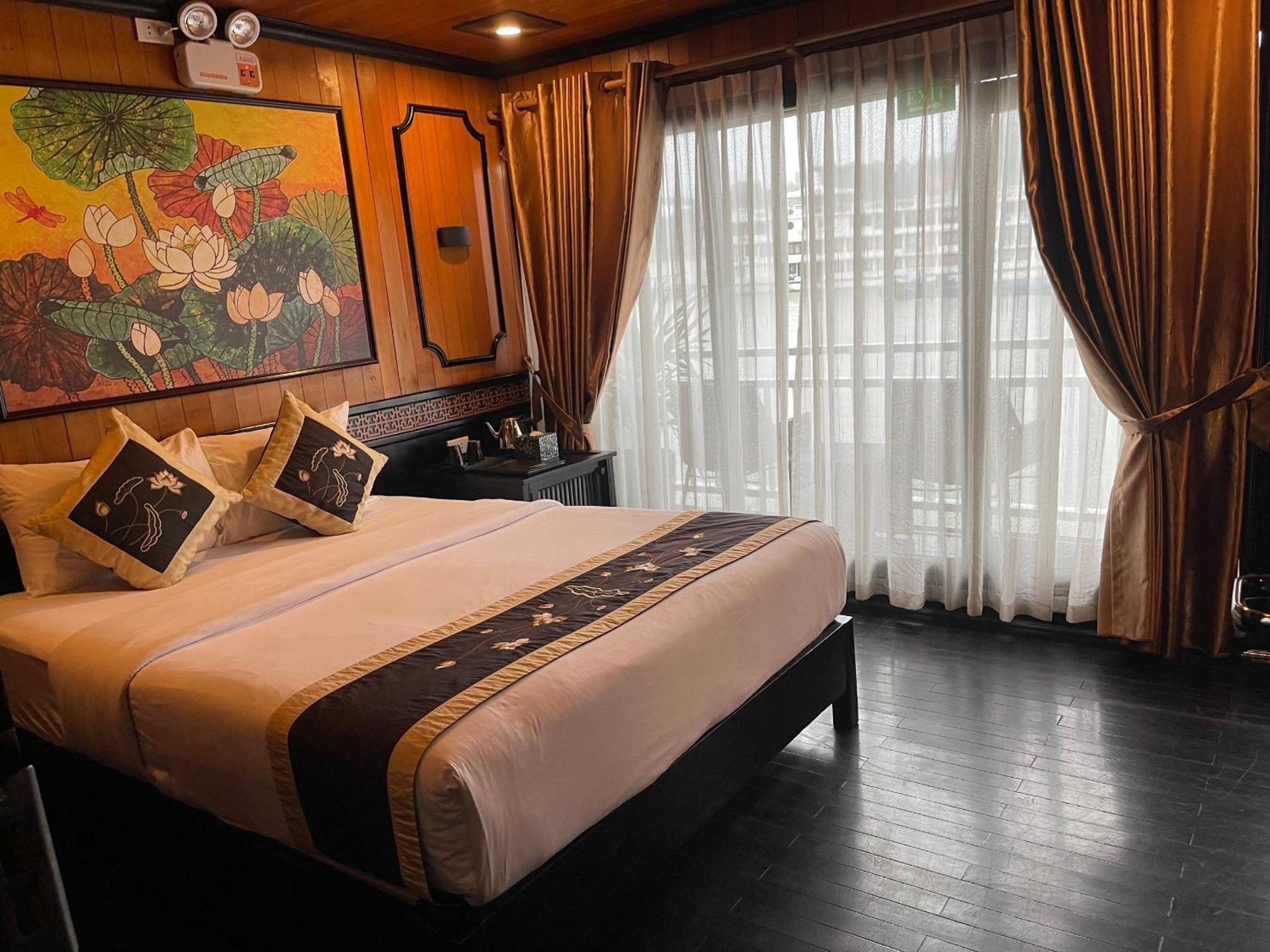  Halong Arcadia Cruise